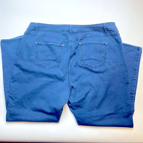 EST 1948 Denim blue skinny jeans size 22 wide - Picture 3 of 5